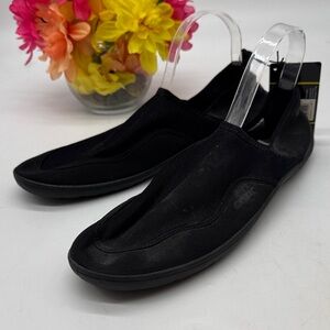 Black NWT Men's Slip-On Water Shoes Size 12 SNK9302B